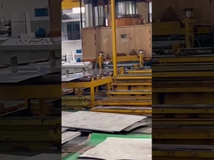 Plat baja tahan karat